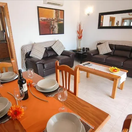 Villa Monta - 2 Bedroom - Spacious Terrace - Wifi And Air Conditioning